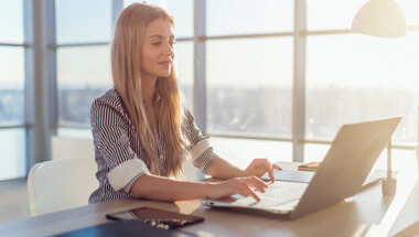 Zdjęcie zawodu Копірайтерка (female copywriter)