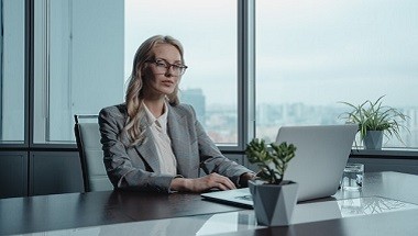 Zdjęcie zawodu Dyrektorka rozwoju i realizacji projektów budowlanych