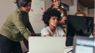 Zdjęcie zawodu Інженерка DevOps